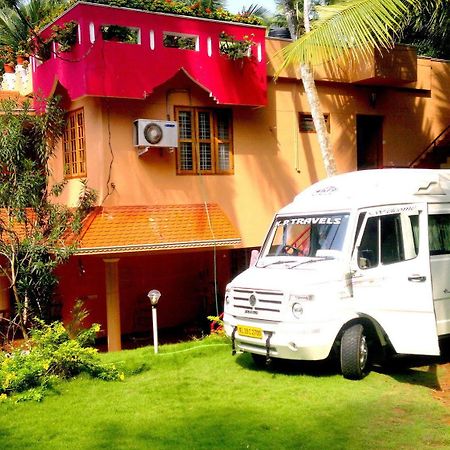 Ganesh House Homestay Kovalam Zewnętrze zdjęcie