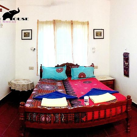 Ganesh House Homestay Kovalam Zewnętrze zdjęcie