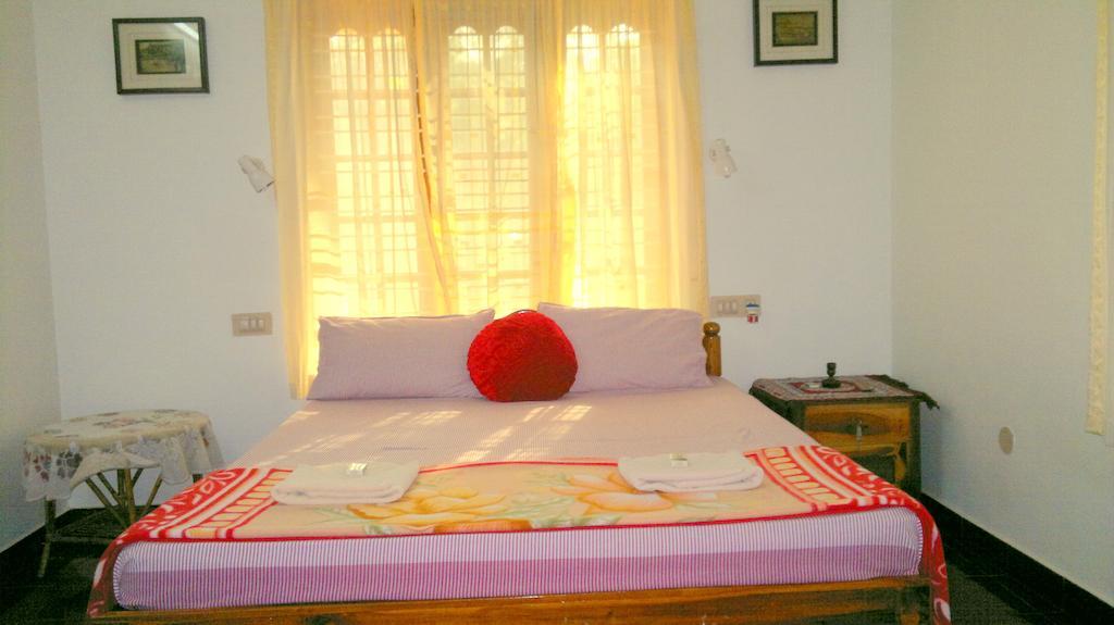 Ganesh House Homestay Kovalam Zewnętrze zdjęcie