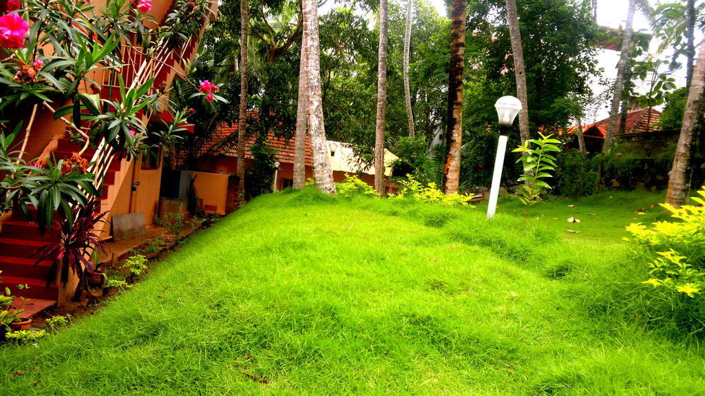 Ganesh House Homestay Kovalam Zewnętrze zdjęcie