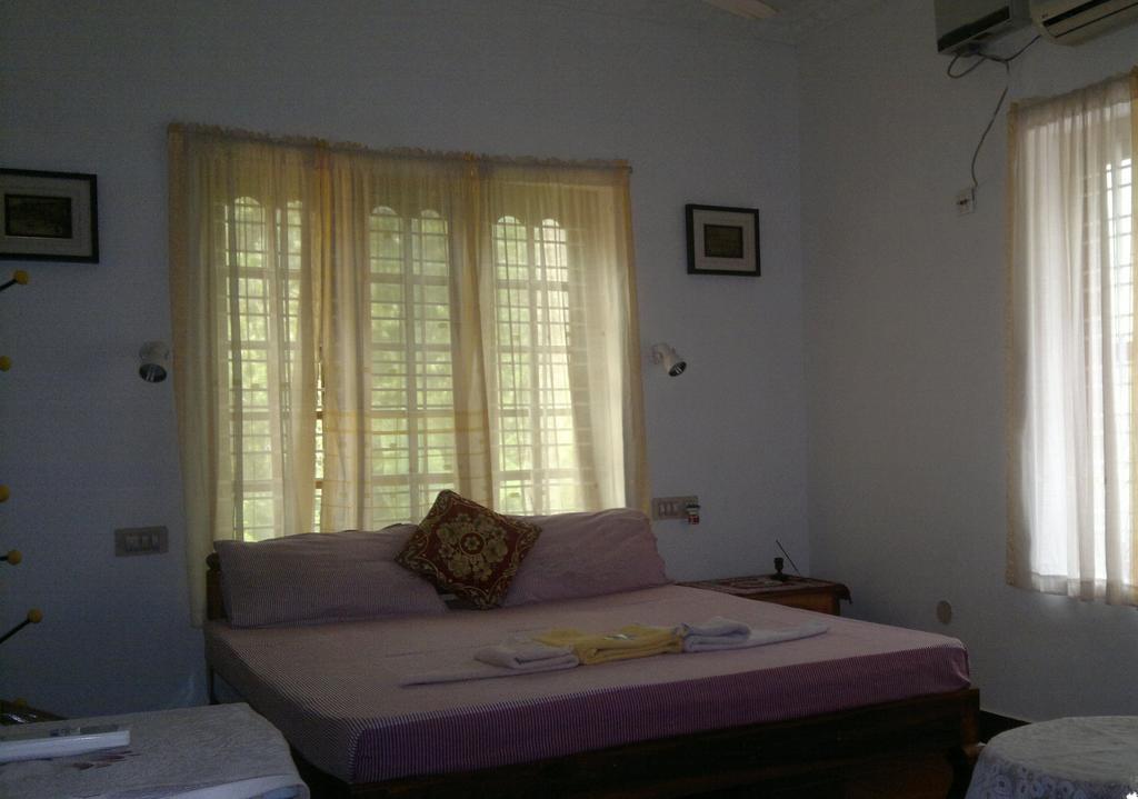 Ganesh House Homestay Kovalam Zewnętrze zdjęcie