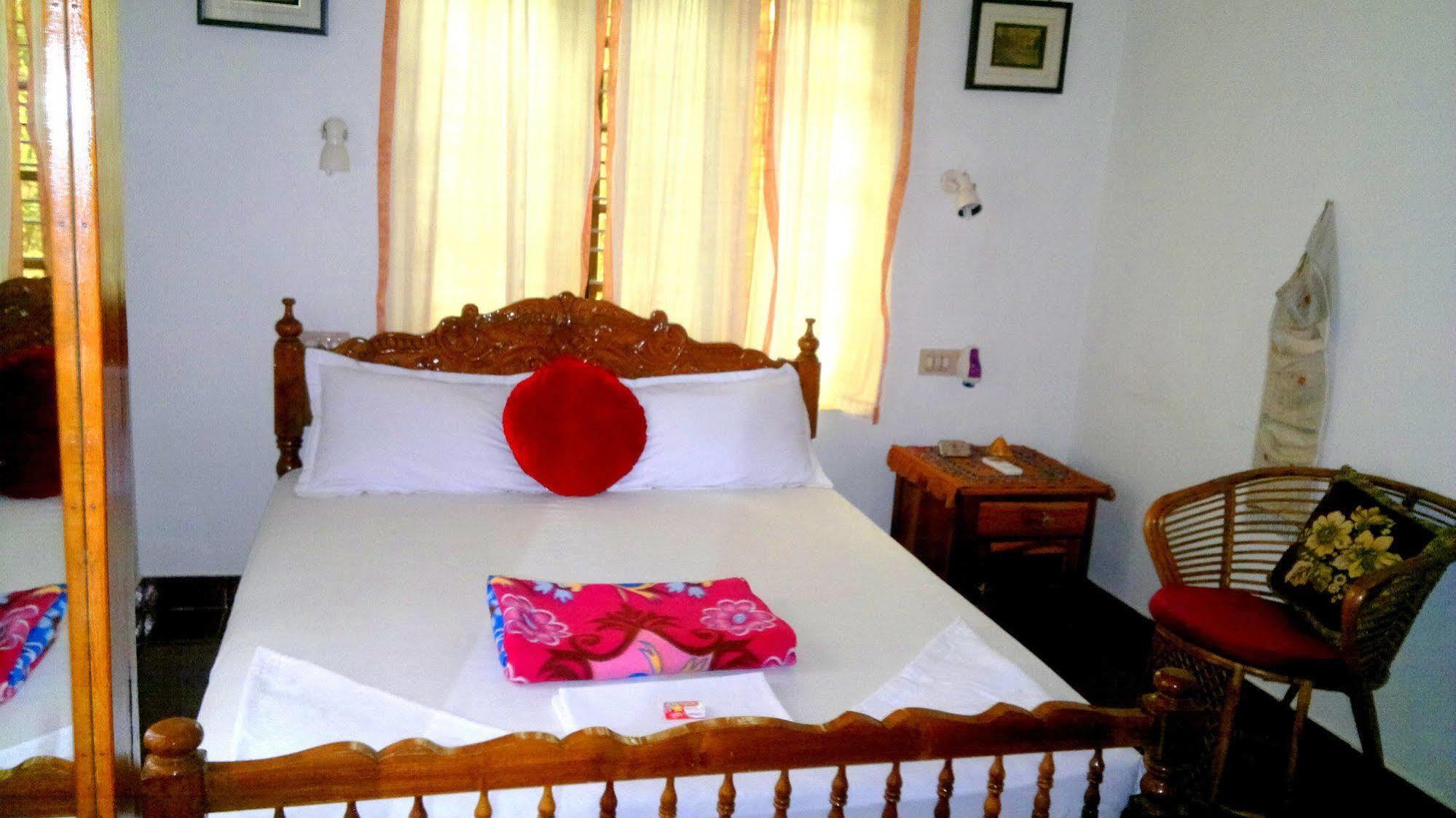 Ganesh House Homestay Kovalam Zewnętrze zdjęcie